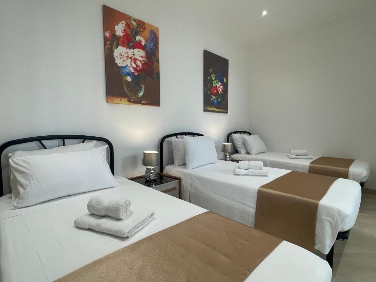 Alina Boutique Living Bed and Breakfast Victoria Εξωτερικό φωτογραφία